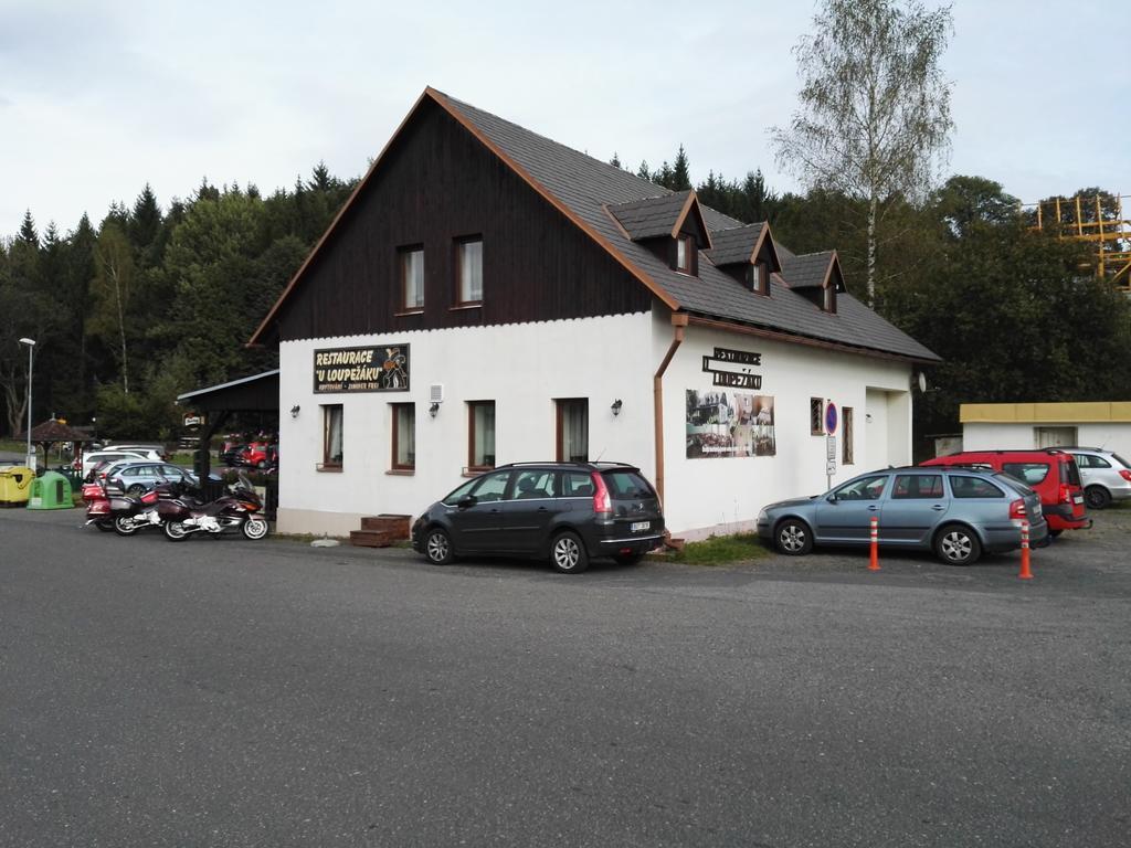 Hotel Pension U Loupežáku Jetřichovice Exterior foto